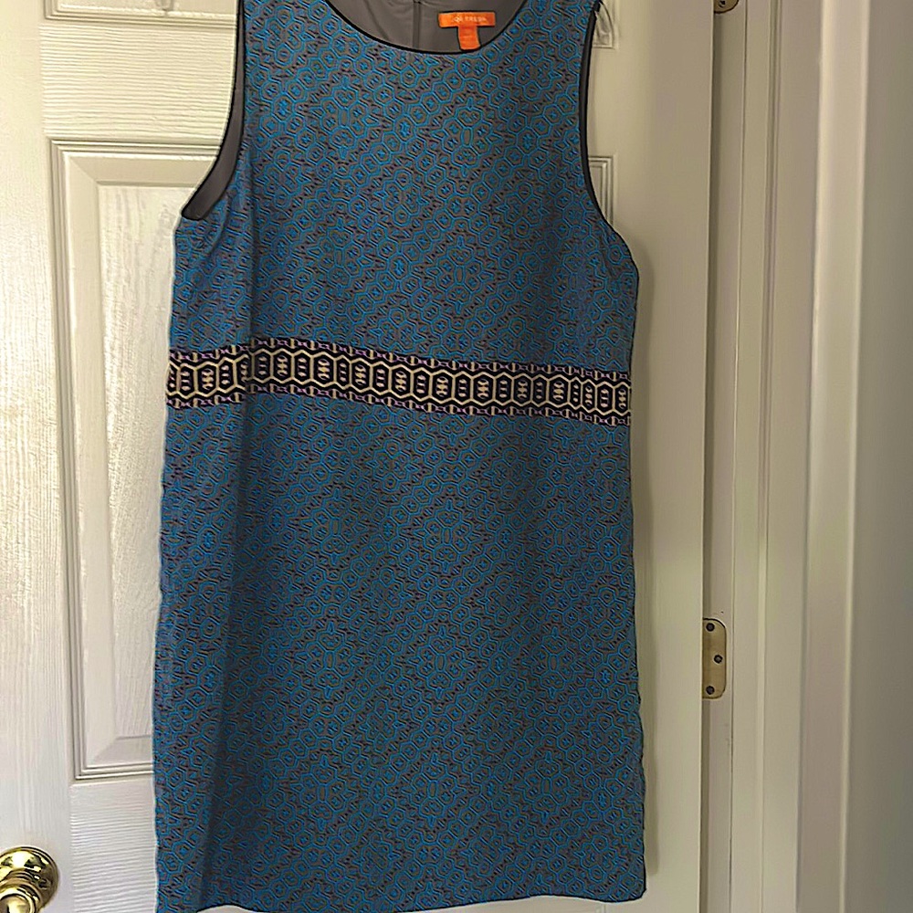 joe fresh silky sheath dress S12. Back zip